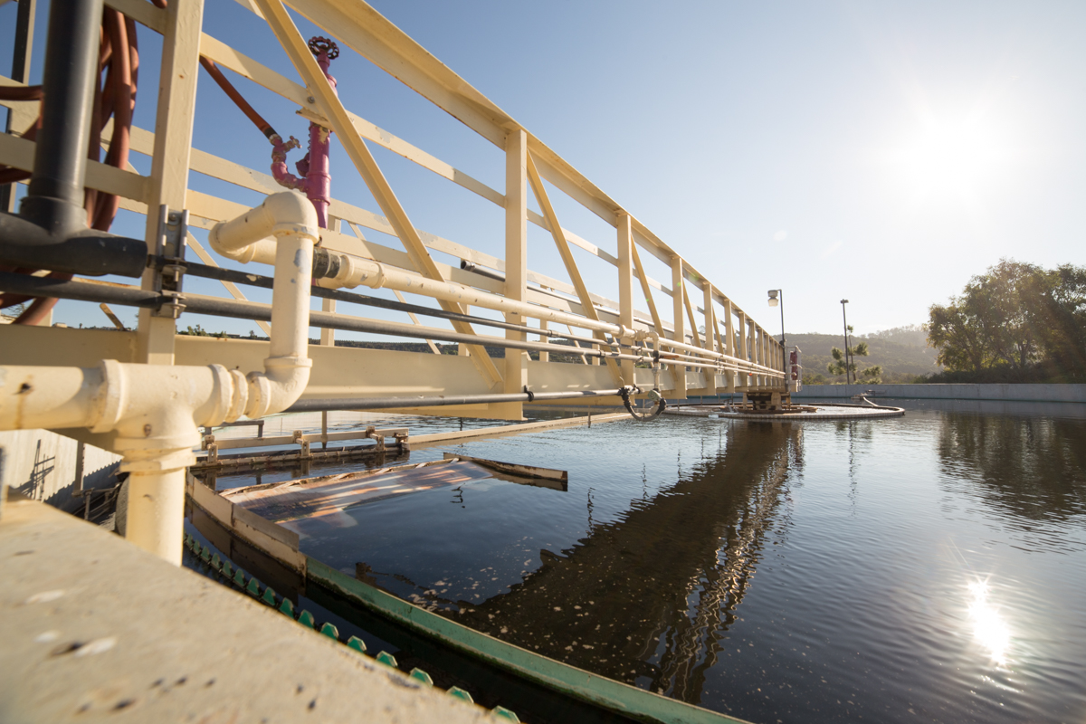 Image of crossover bridge over water pool in W&S Moorpark Treatment plant.